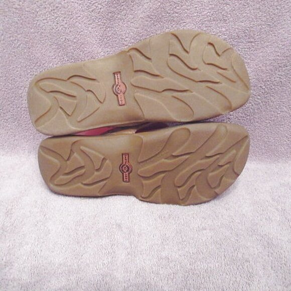 Earth Shoe GELRON 2000 Thong SANDALS Size 8 EMBROIDERED Embellished SUEDE Boho - Picture 12 of 12